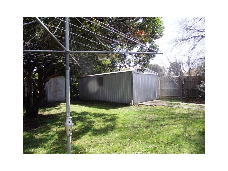 22 Birdwood Avenue, Cowes VIC 3922