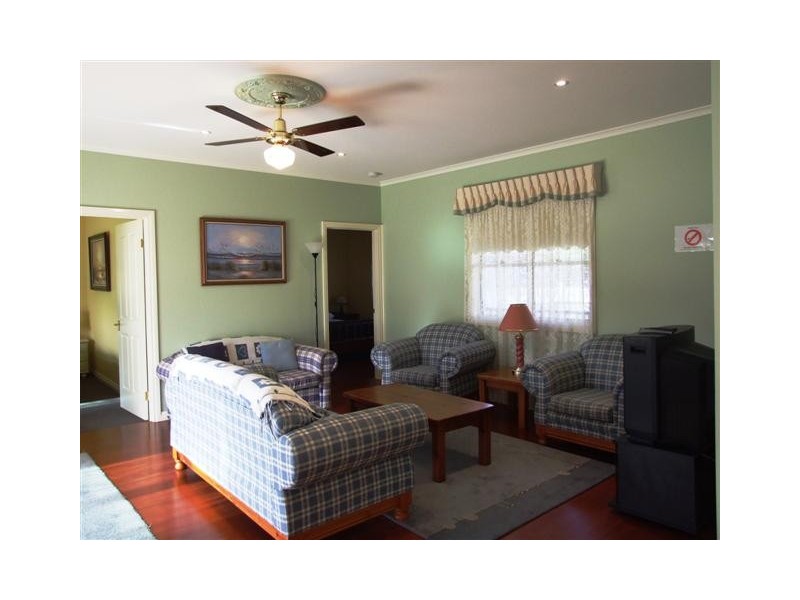 2/258 Settlement Road, Cowes VIC 3922