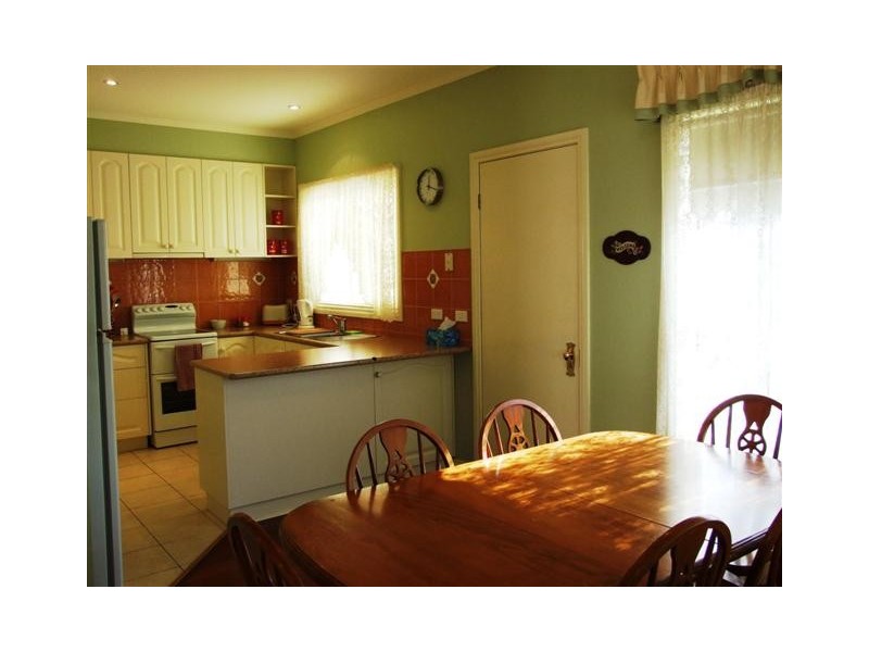 2/258 Settlement Road, Cowes VIC 3922