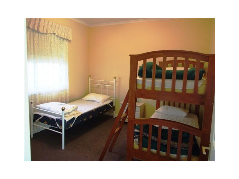 2/258 Settlement Road, Cowes VIC 3922