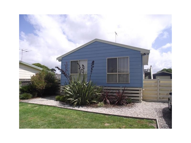 32 Alvina Crescent, Surf Beach VIC 3922
