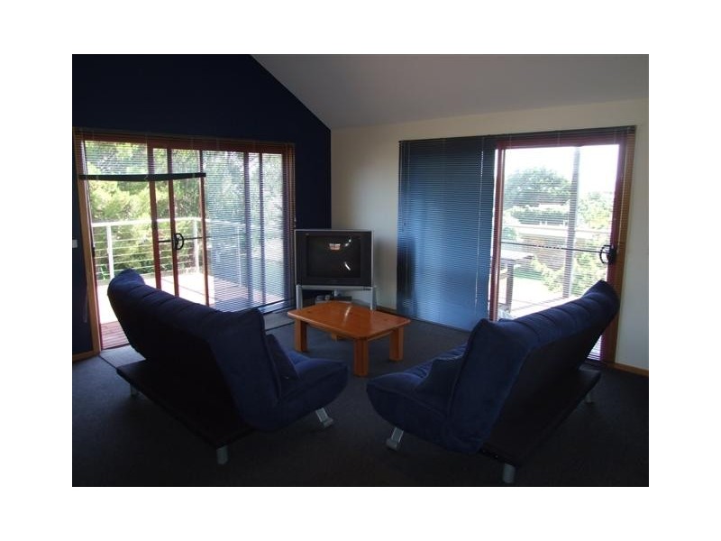 10 Bowcombe Road, Ventnor VIC 3922