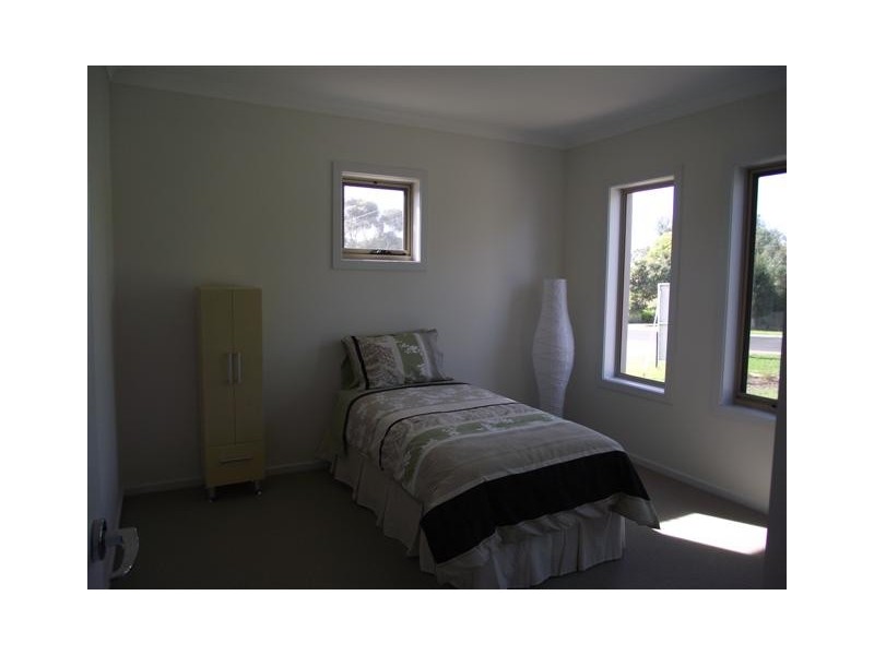 26 McKenzie Road, Cowes VIC 3922