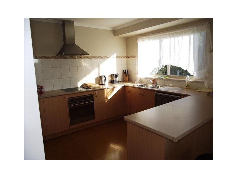 69 Katherine Cct, Cowes VIC 3922