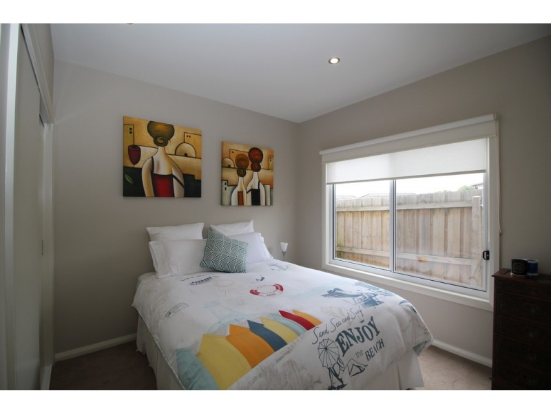 15 West Court, Cowes VIC 3922