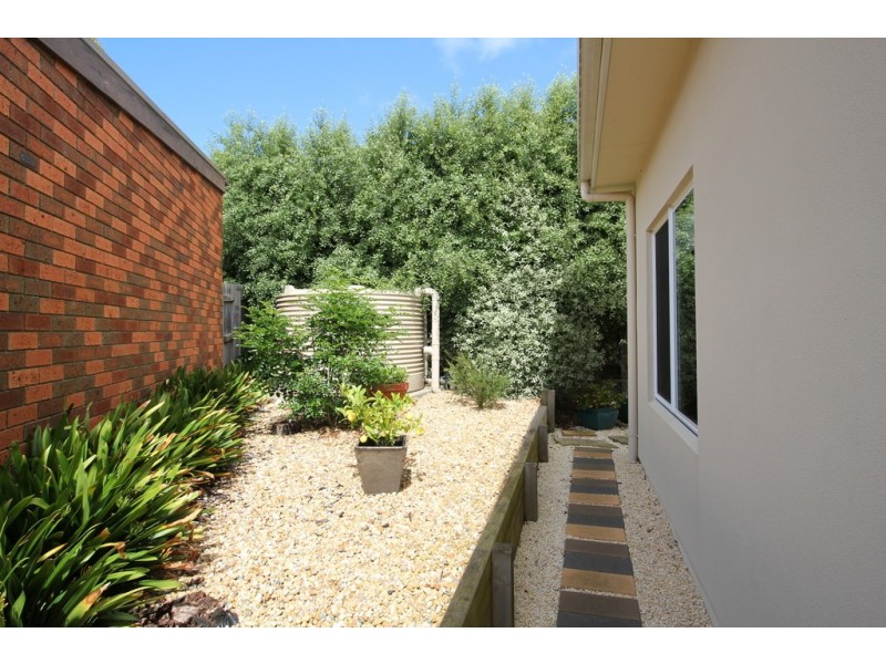 15 West Court, Cowes VIC 3922