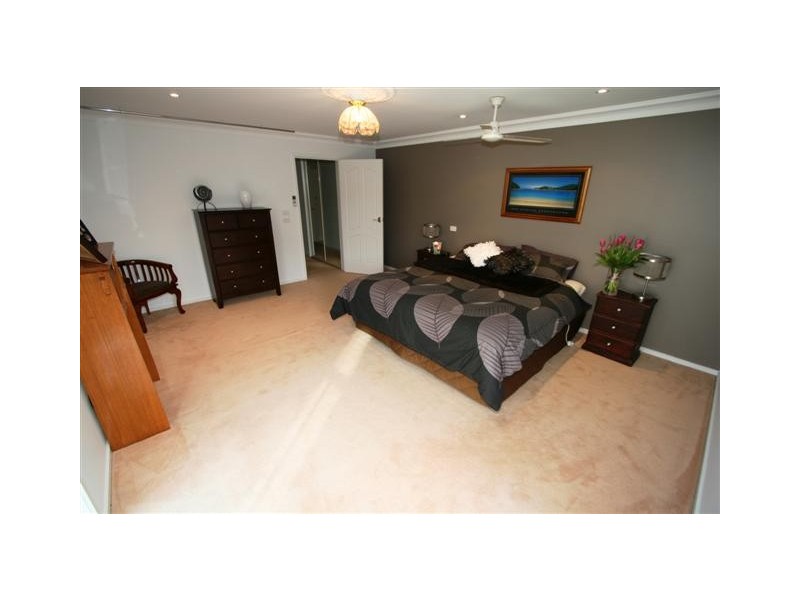 4 Manna Gum Drive, Cowes VIC 3922