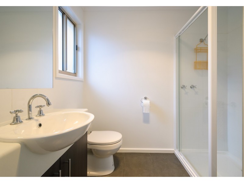 63 Wyndham Avenue, Cowes VIC 3922