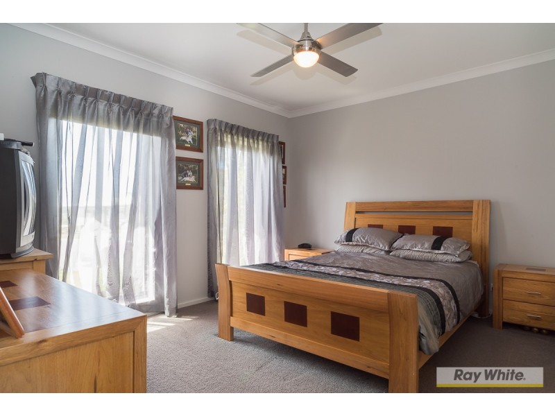 21 Waterview Rise, Cowes VIC 3922