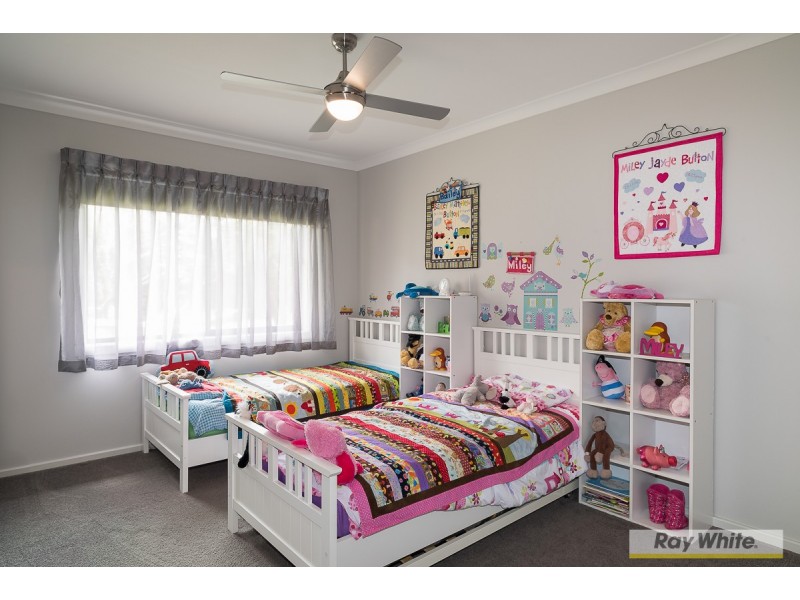 21 Waterview Rise, Cowes VIC 3922