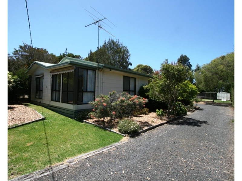 39 Walton Street, Rhyll VIC 3923