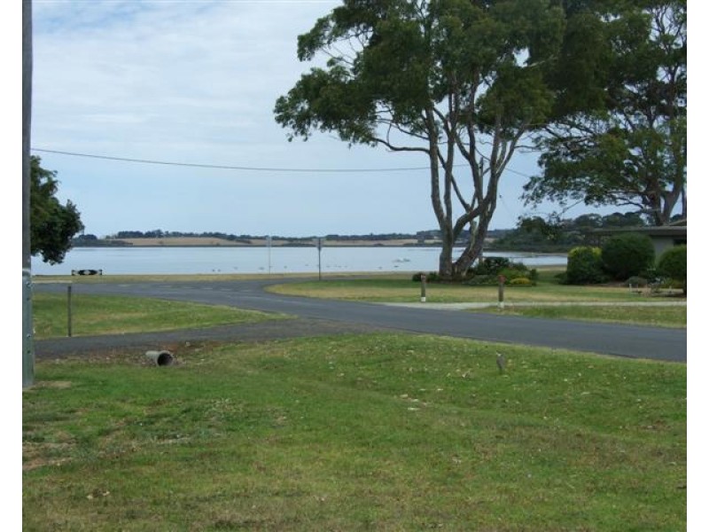 39 Walton Street, Rhyll VIC 3923