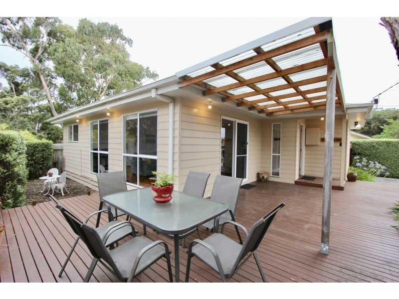 4 Fields Court, Cowes VIC 3922