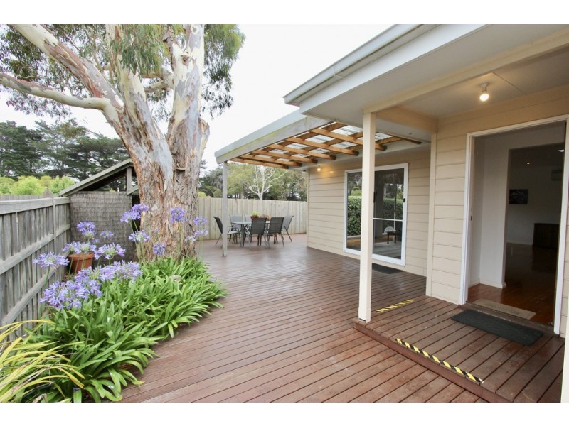 4 Fields Court, Cowes VIC 3922
