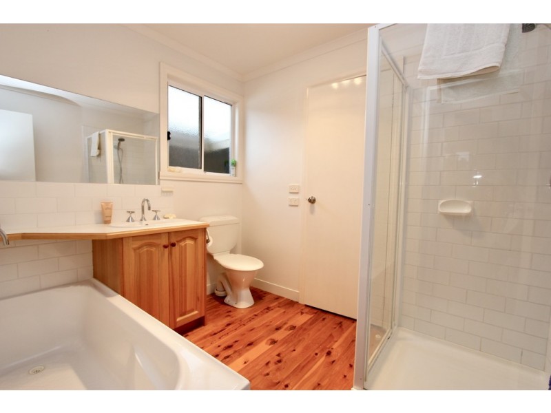 4 Fields Court, Cowes VIC 3922