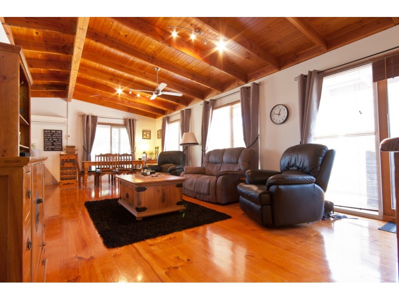 7 Diane Crescent, Wimbledon Heights VIC 3922