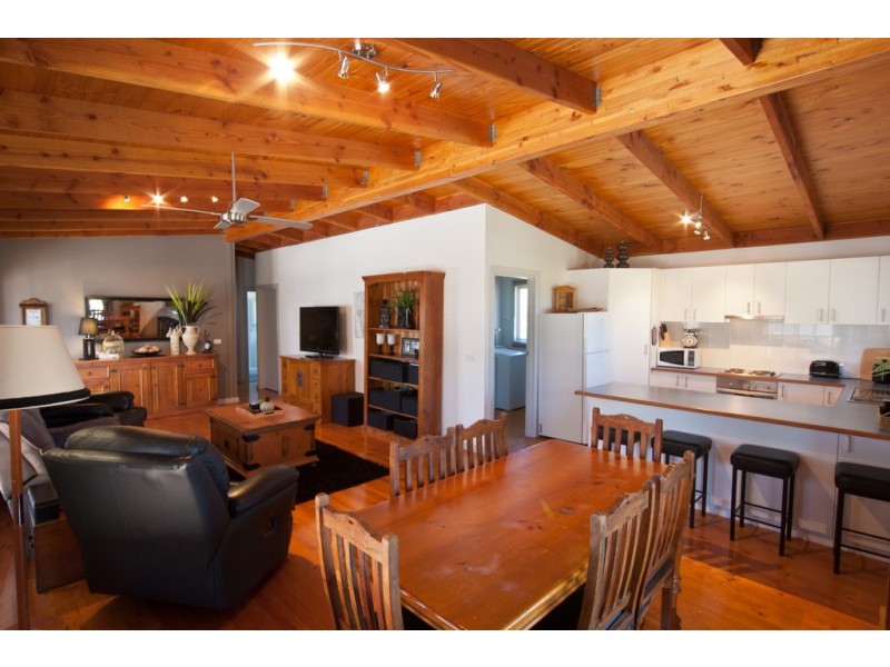 7 Diane Crescent, Wimbledon Heights VIC 3922