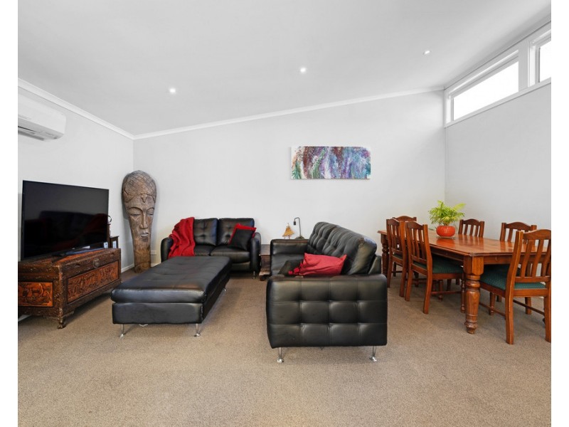 31 Elwood Avenue, Surf Beach VIC 3922