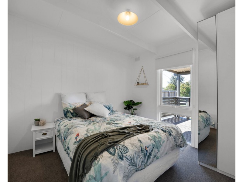 31 Elwood Avenue, Surf Beach VIC 3922