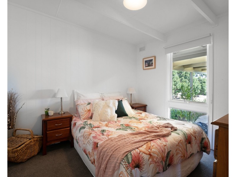 31 Elwood Avenue, Surf Beach VIC 3922