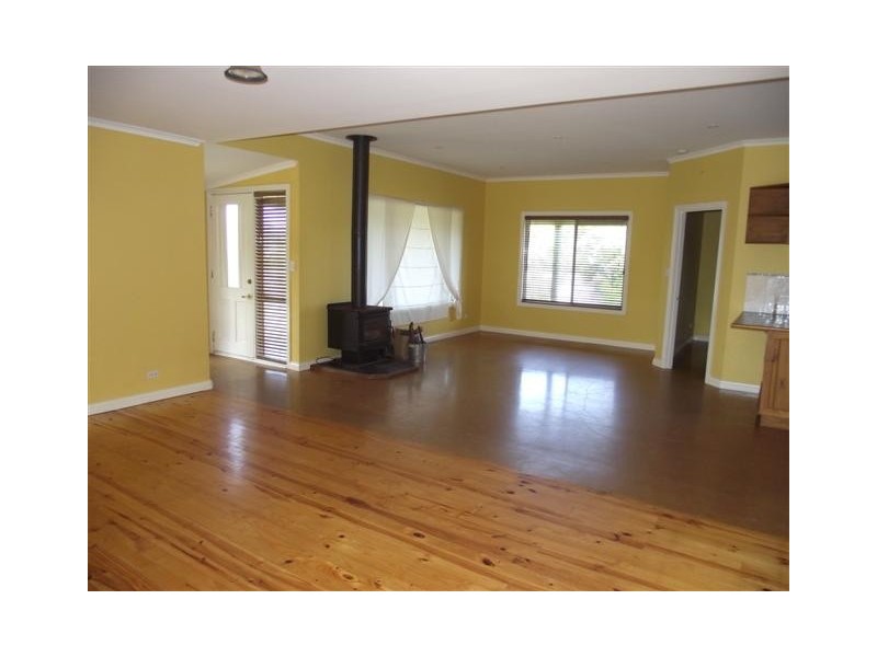 16 Sinclair Avenue, Surf Beach VIC 3922