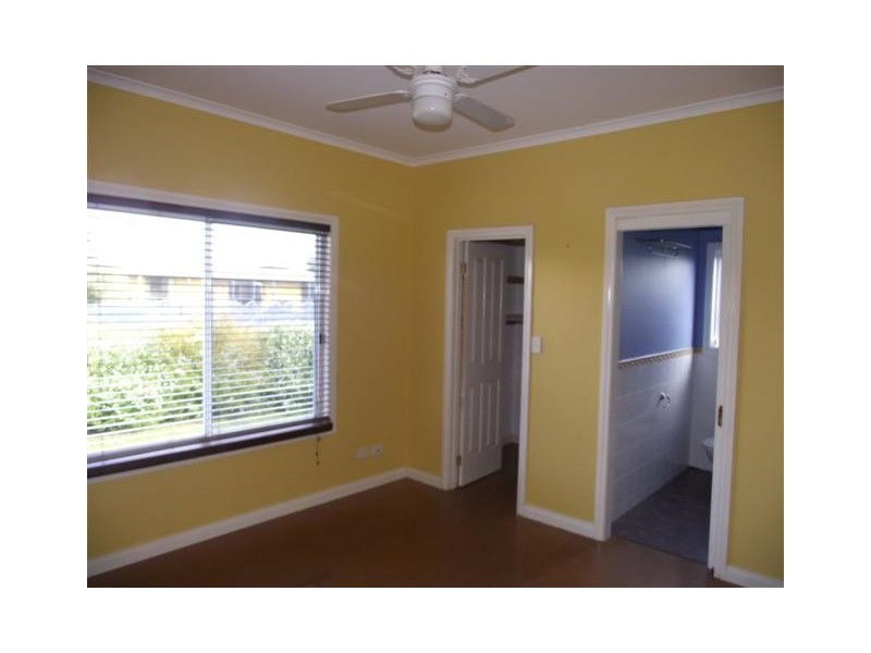 16 Sinclair Avenue, Surf Beach VIC 3922