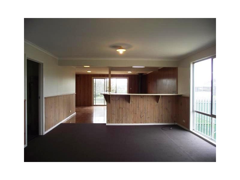 13 Fern Avenue, Surf Beach VIC 3922