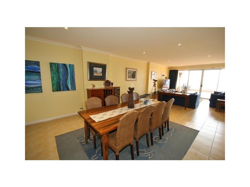 Apartment 7 “Bayview Grand” 16 The Esplanade, Cowes VIC 3922