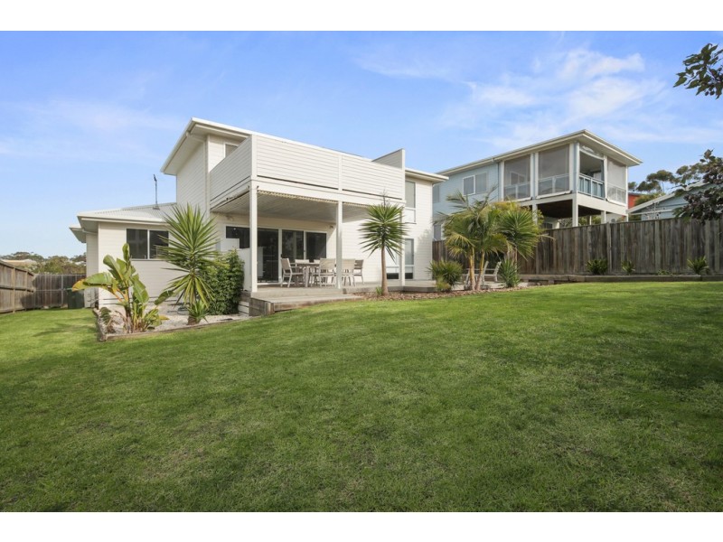 6 Water View Rise, Cowes VIC 3922