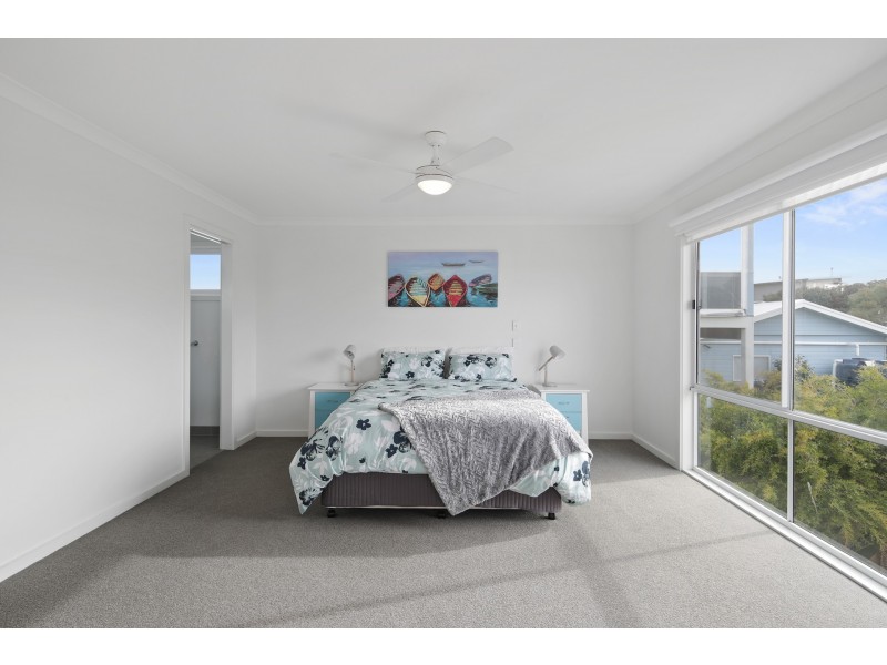 6 Water View Rise, Cowes VIC 3922