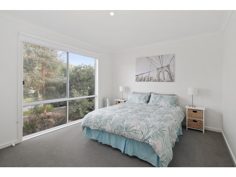 6 Water View Rise, Cowes VIC 3922
