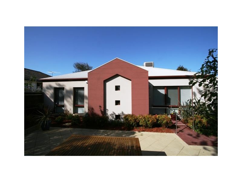 1/83 Chapel Street, Cowes VIC 3922