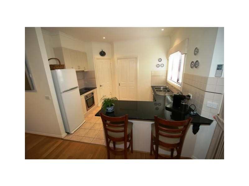 1/83 Chapel Street, Cowes VIC 3922