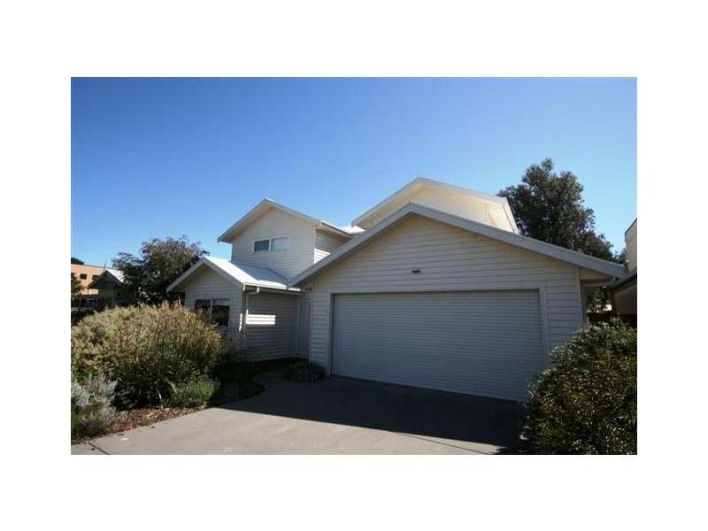 9 Martin Street, Silverleaves VIC 3922