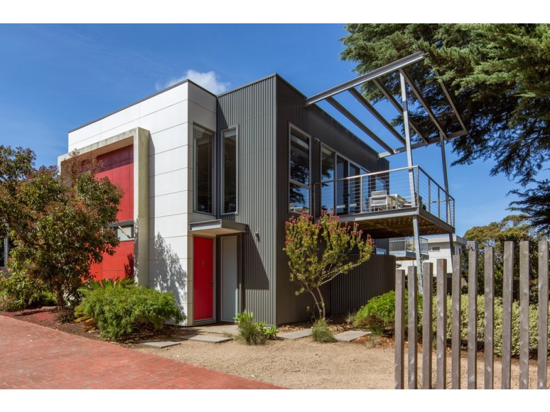 2/6-8 Honolulu Avenue, Smiths Beach VIC 3922