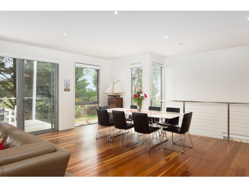 2/6-8 Honolulu Avenue, Smiths Beach VIC 3922