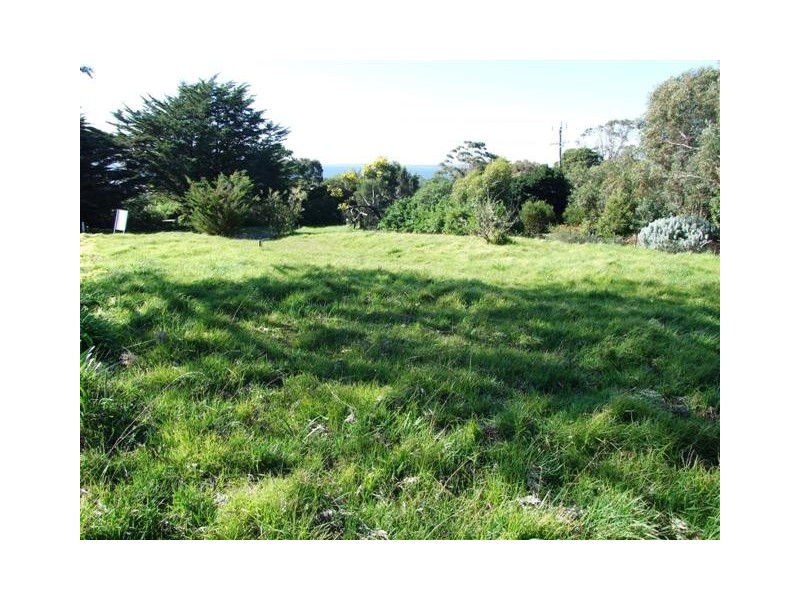 14 Chillingworth Road, Cowes VIC 3922