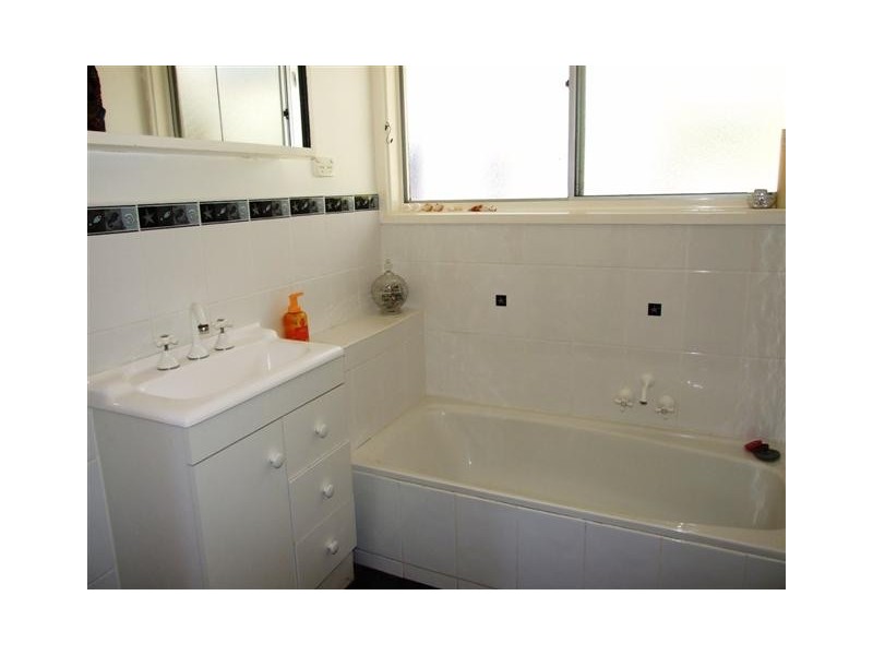 7 Bowcombe Crescent, Ventnor VIC 3922
