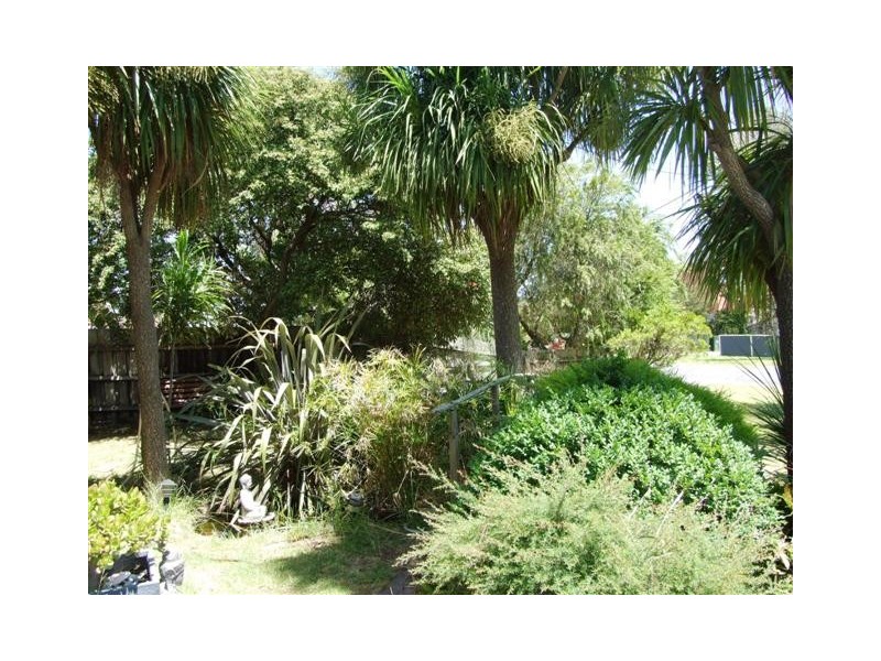 7 Bowcombe Crescent, Ventnor VIC 3922