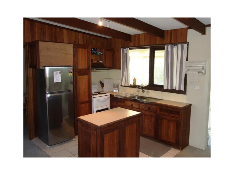 31 Elwood Avenue, Surf Beach VIC 3922