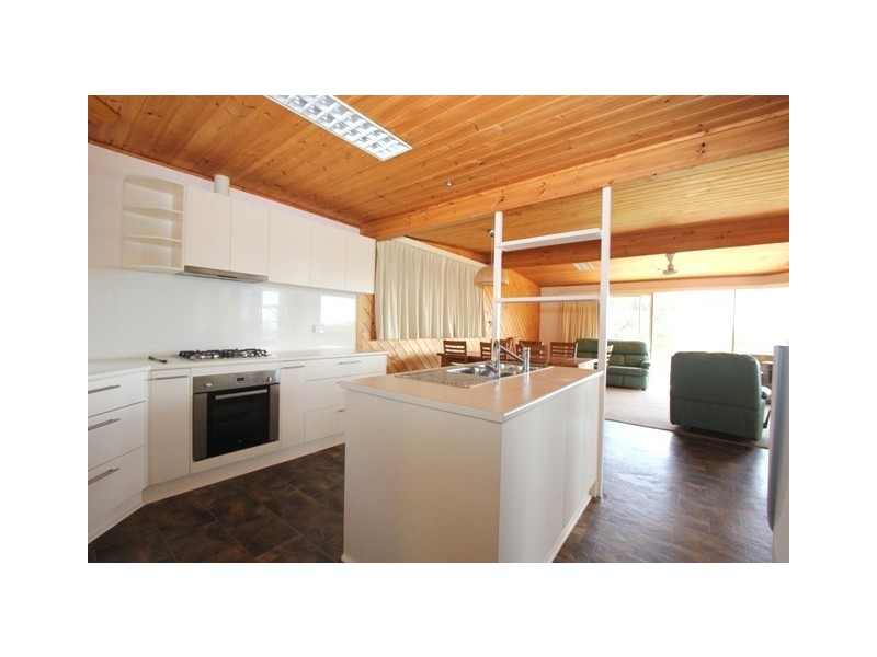 60 Boys Home Road, Newhaven VIC 3925