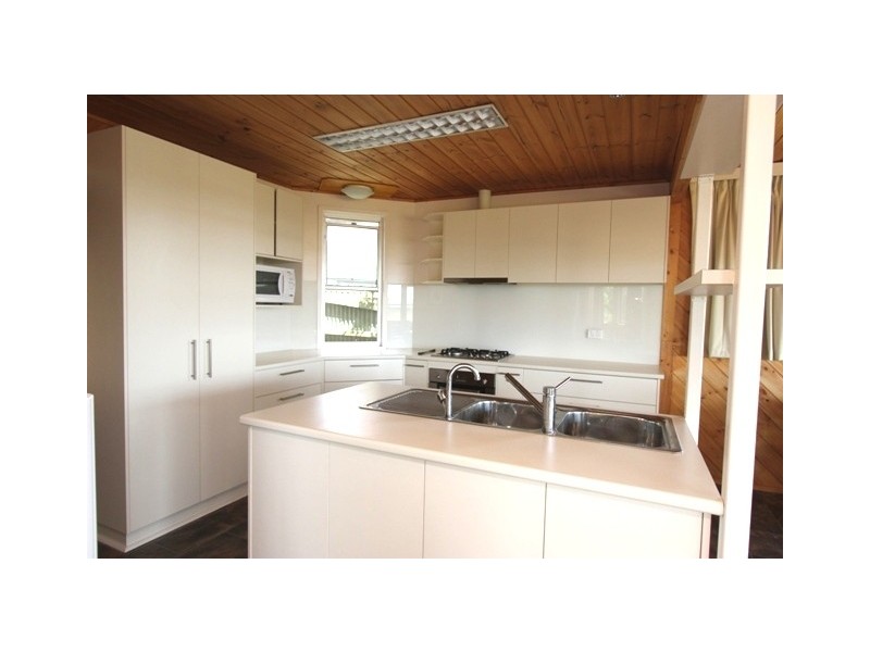 60 Boys Home Road, Newhaven VIC 3925