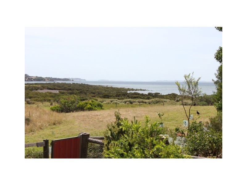 60 Boys Home Road, Newhaven VIC 3925