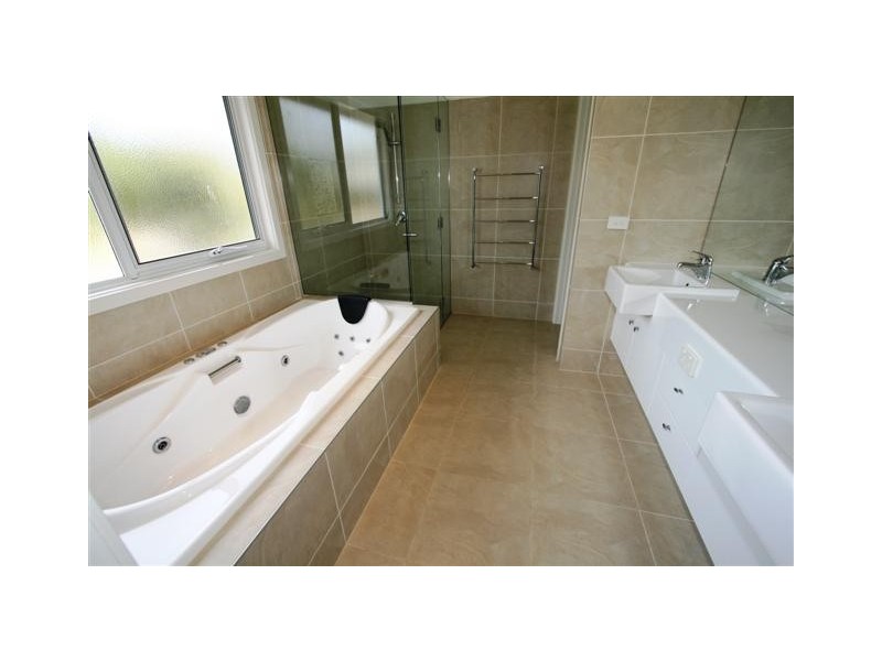 39 Norman Drive, Cowes VIC 3922