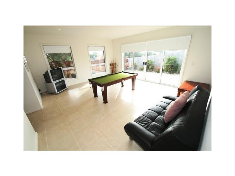 39 Norman Drive, Cowes VIC 3922