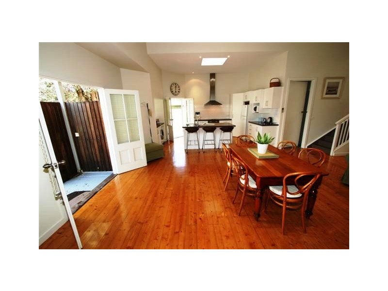 37 Stradbroke Avenue, Cowes VIC 3922