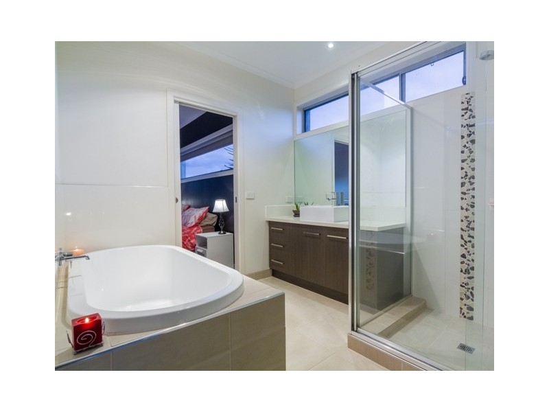 6 Sanctuary Drive, Cowes VIC 3922