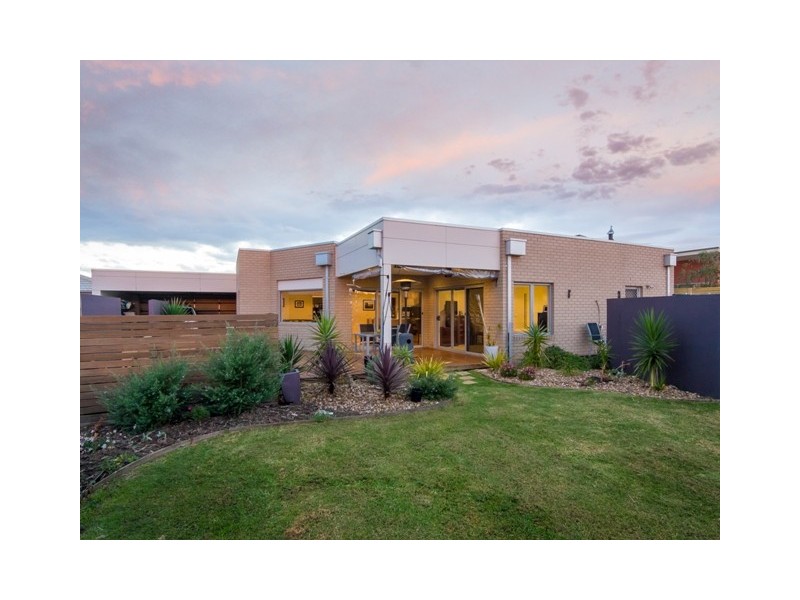 6 Sanctuary Drive, Cowes VIC 3922