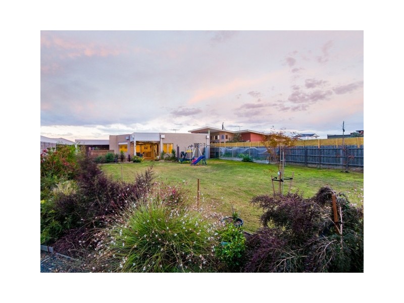 6 Sanctuary Drive, Cowes VIC 3922