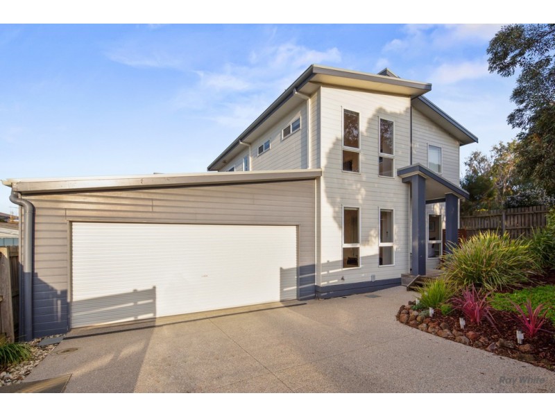 1A Dunvegan Cres, Surf Beach VIC 3922